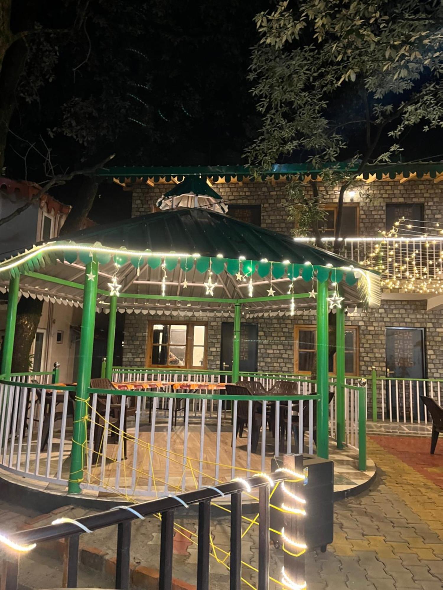נייניטל Cedar Woods Resort By Heyan Hotels מראה חיצוני תמונה